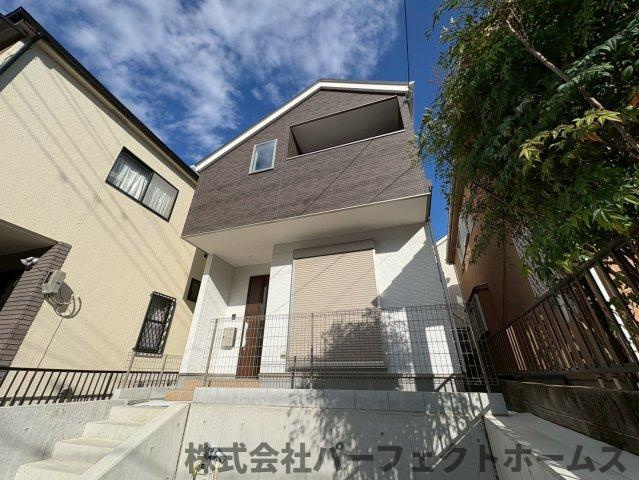 【前面道路含む現地写真】の画像