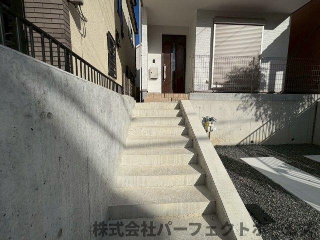 【エントランス】の画像