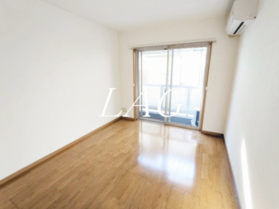 【居間・リビング】 | エタニティ | 洋室のお部屋です。