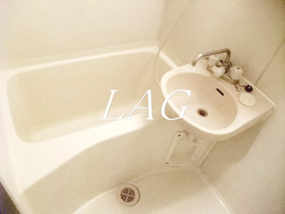 【浴室】 | マメントブルー中野 | お風呂です。