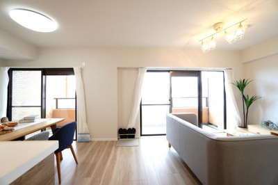 【居間・リビング】 | 【上質リノベ】ダイアパレス温品 | 室内（2025年10月28日9：00頃）撮影