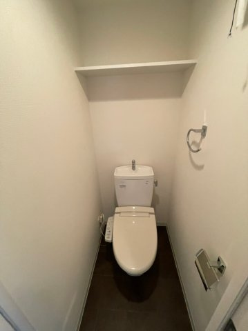 ルクレ新栄レジデンス　名古屋市賃貸　仲介手数料無料のトイレ