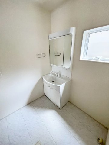 平屋の建売分譲！耐震等級３！ご成約プレゼント対象物件！の内観：施工例