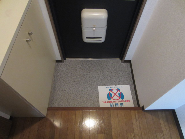 【玄関】