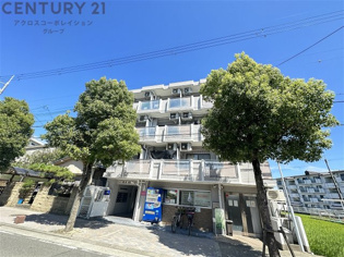 オートロック・防犯カメラ付きで安心です！