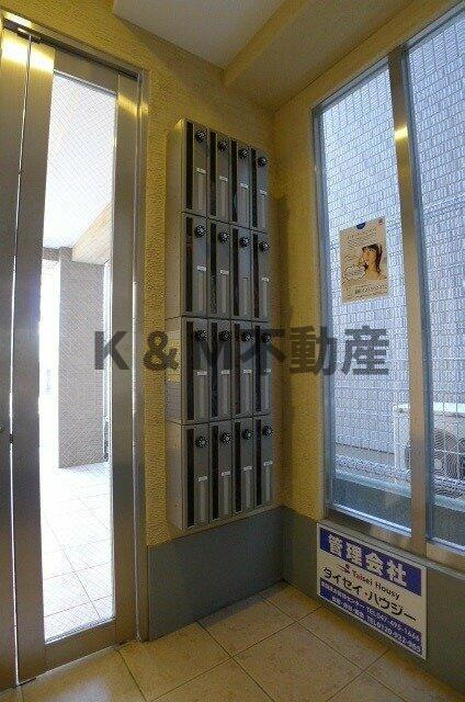 サンイング松戸のエントランス|毎日通るエントランスはこのようになっています