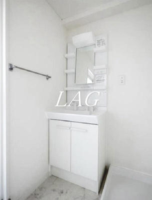 【洗面所】 | サーラ白金 | 独立洗面台です。