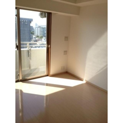 【居間・リビング】 | プレール・ドゥーク西大島駅前 |  