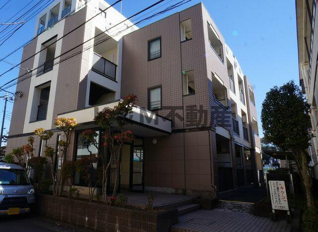 コモドパークハウスの外観|外はこのようになっています