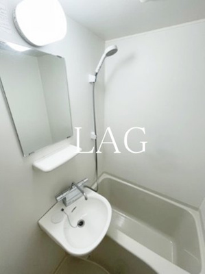 【洗面所】 | ドミール西が丘 | 洗面台です。