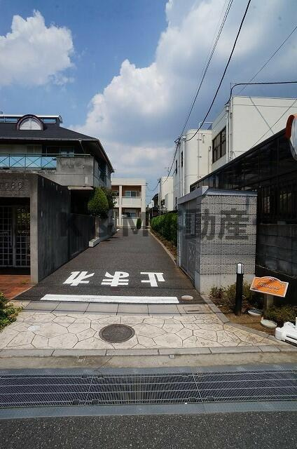 トスカーナの駐車場|駐車場完備です
