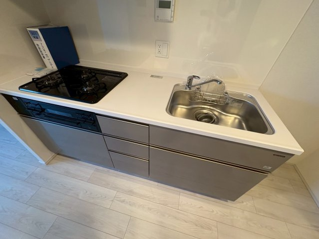 リーフシティ市川ザ・レジデンスのキッチン