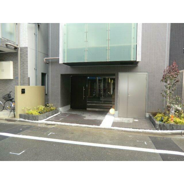 アリカ新御徒町のエントランス