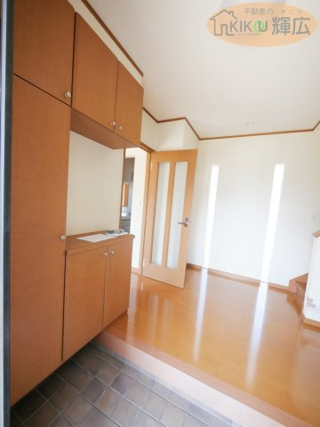 加古川市加古川町大野　中古戸建の玄関