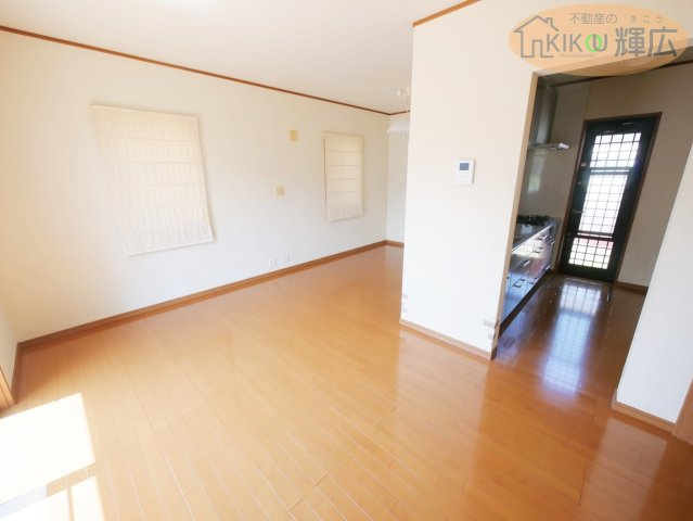 加古川市加古川町大野　中古戸建の居間・リビング