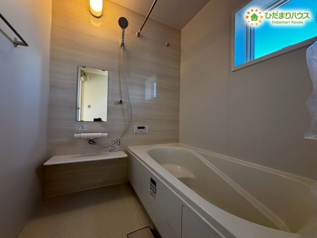 鴻巣市松原　新築戸建　リーブルガーデン05の浴室