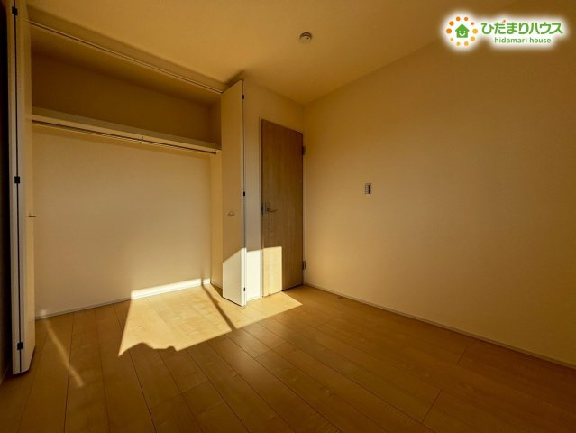 鴻巣市松原　新築戸建　リーブルガーデン05の収納