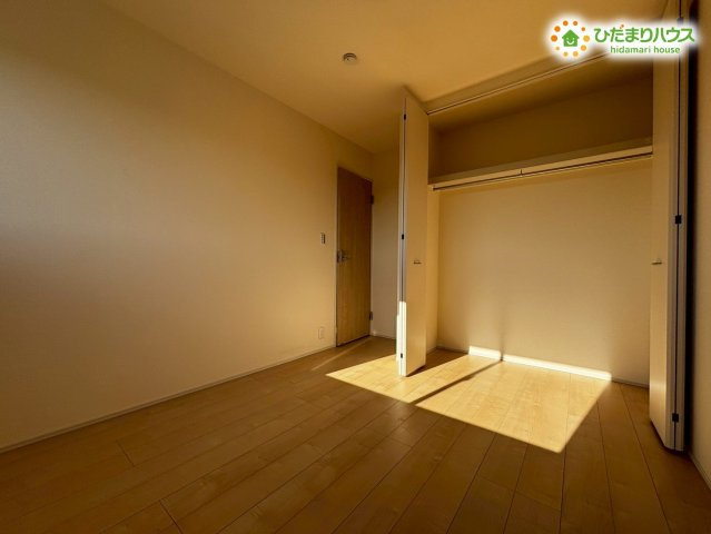 鴻巣市松原　新築戸建　リーブルガーデン05の収納