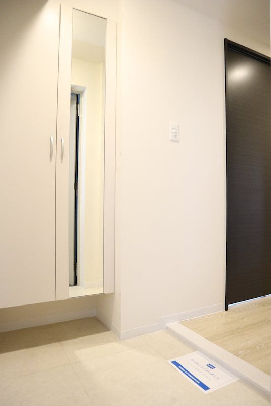 BLEU ET GRIS上町台の玄関