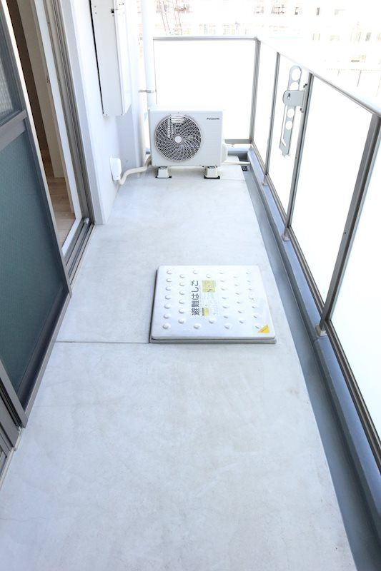 BLEU ET GRIS上町台のバルコニー