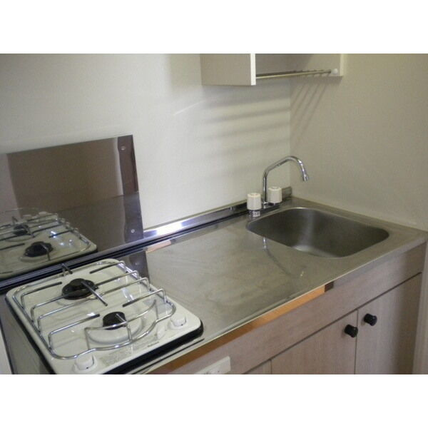 アンプルールリーブルリベルテのキッチン