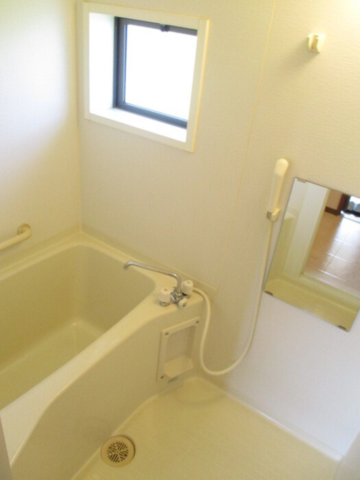 セジュール楠の浴室|コンパクトで使いやすいお風呂です