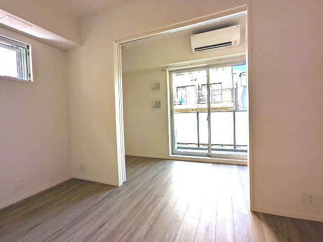 Park Axis上野イーストの居間・リビング