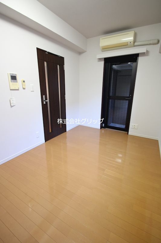 グリフィン横浜・反町公園参番館の洋室