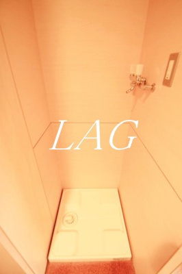 【設備】 | グレンパーク秋葉原イースト | 室内洗濯機置き場になります。