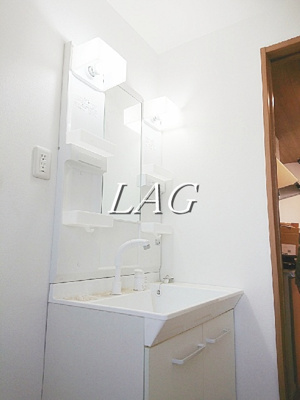 【洗面所】 | Thesaurus | 洗面台です。