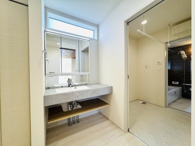 【独立洗面台】 | 久喜東5丁目新築戸建 | オープンサニタリー
※写真はイメージ図となります。