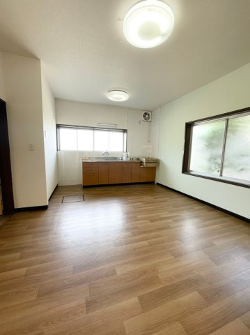 鯖江市長泉寺町　オーナーチェンジ中古戸建のダイニング