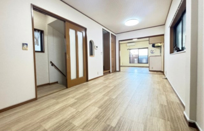 【居間・リビング】 | 八尾市老原4丁目　中古戸建