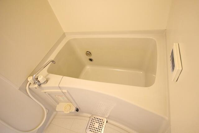 川崎市多摩区登戸の一戸建ての浴室