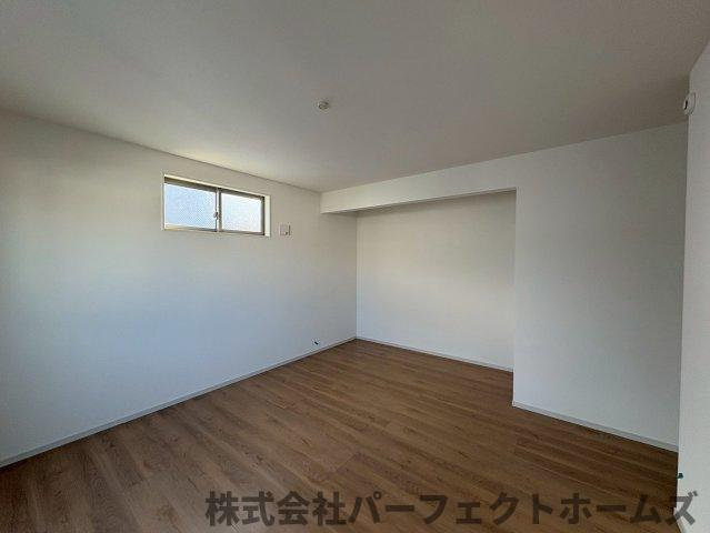 牧野本町二丁目1期1号地の洋室|明るい洋室です