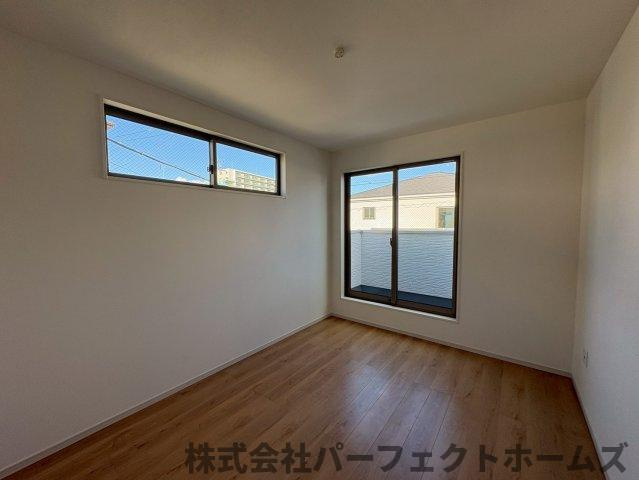 牧野本町二丁目1期1号地の洋室