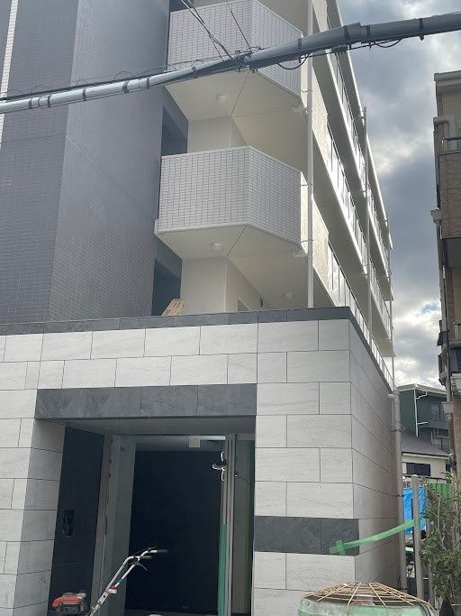 LIBRE(リーブル)のエントランス