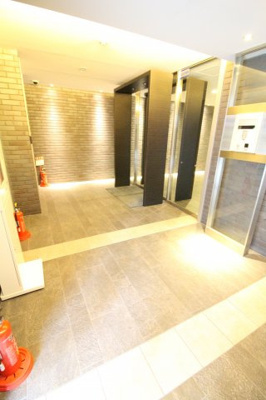 【エントランス】 | レジディア神戸磯上