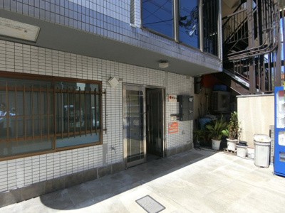 【エントランス】 | ライフプラザ玉櫛