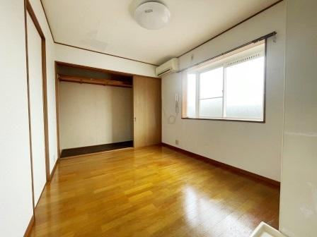 ハイツ木村の洋室|使い勝手のいい洋室です