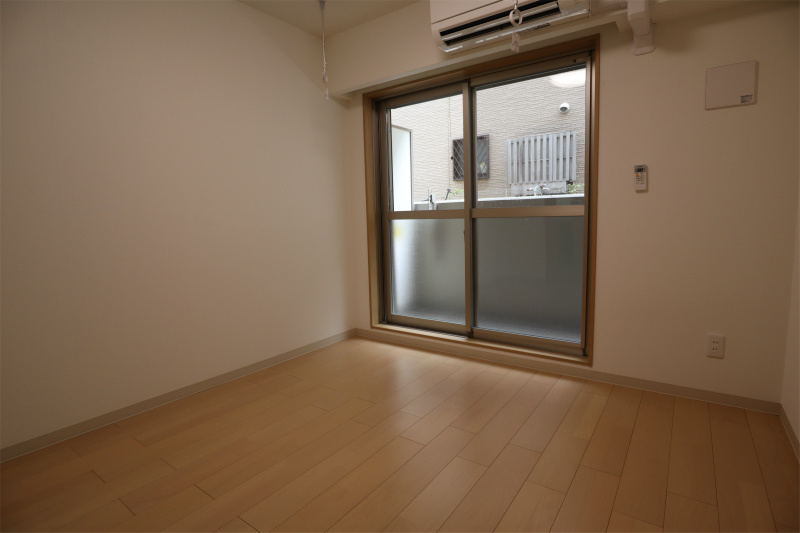 S-FORT船橋海神の居間・リビング|こちらのリビングで趣味の時間をお楽しみください