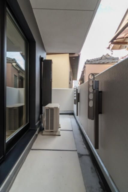 グラススペースのバルコニー