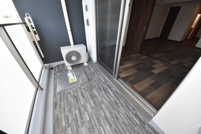 ブリリアントジュネス本町のバルコニー