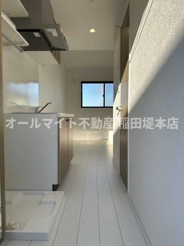 川崎市多摩区西生田３丁目のアパートのロビー