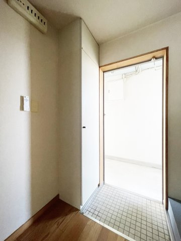 あべハイツⅡの玄関