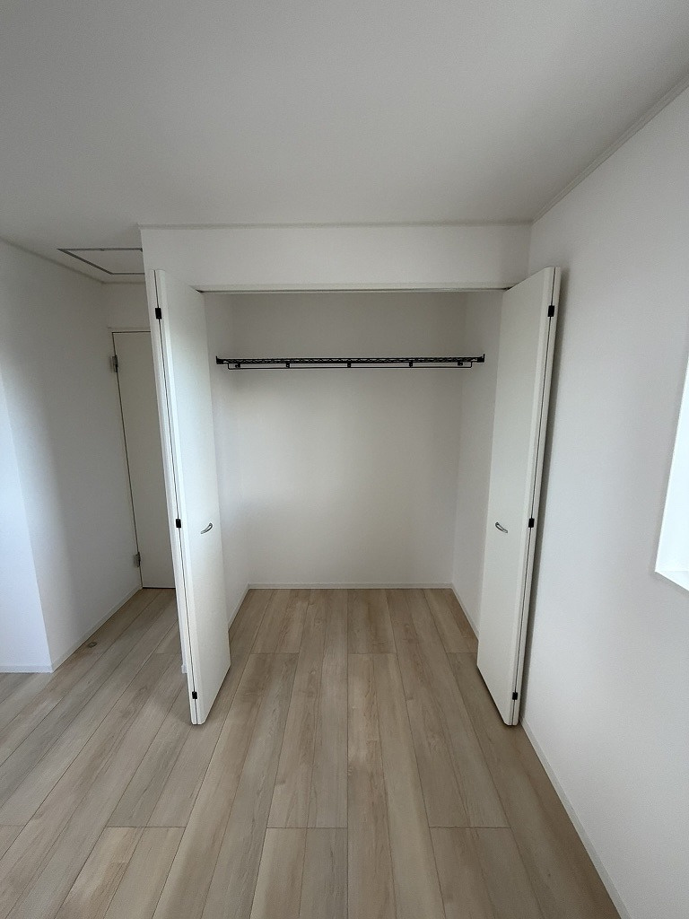 安曇野市三郷明盛　2号棟の収納