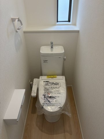 安曇野市三郷明盛　2号棟のトイレ