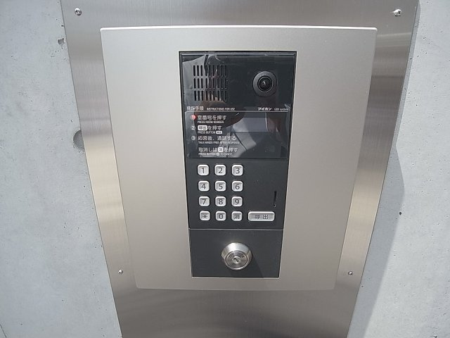 ワコーレヴィアーノ長田大塚町のセキュリティ|ＴＶモニター連動のオートロック
