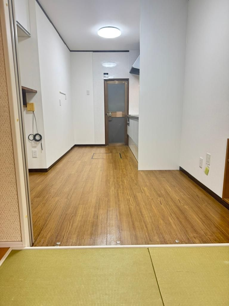 桜丘町戸建ての居間・リビング