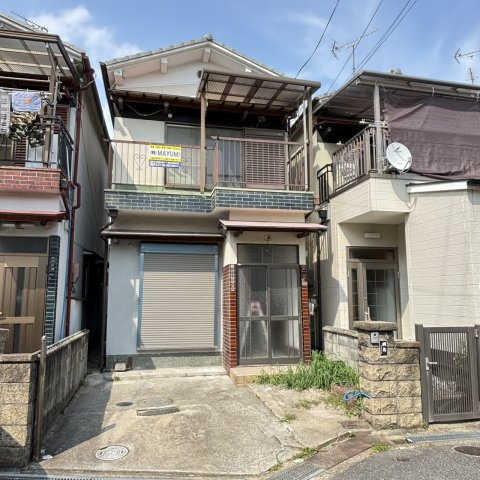 堂山車庫付き貸家